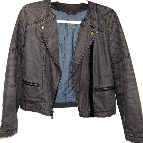 GAP Moto Jacket - Picture 2 of 9